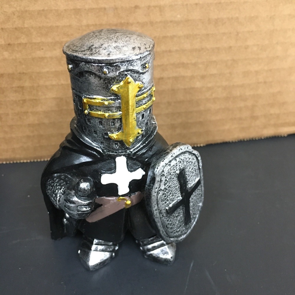 Knight Garden Gnomes Decorations Funny Medieval War‎ Sculpture Army Guard